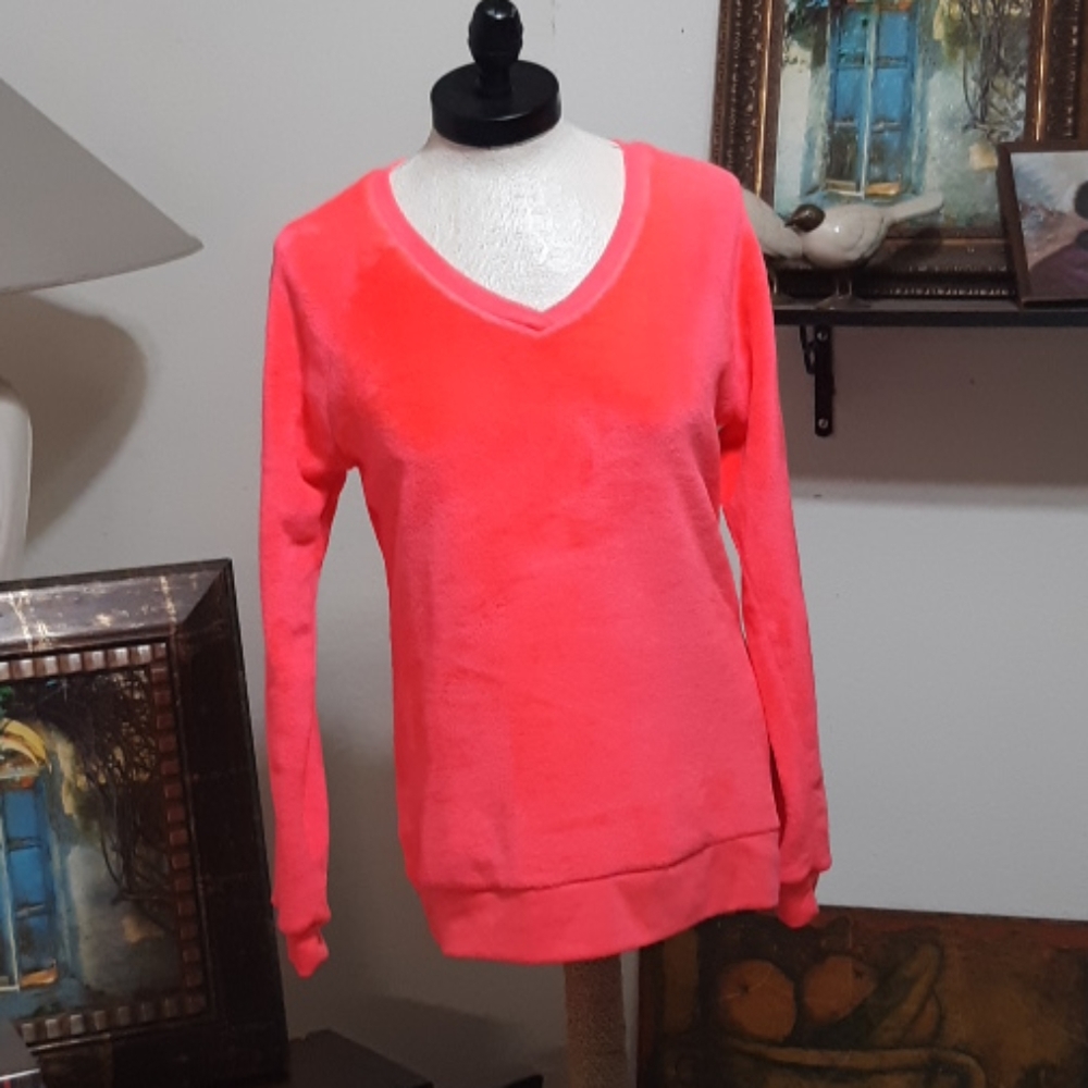 Womens Florescent Pink Sleepwear Top Sz Medium Long Sleeve Super Comfy